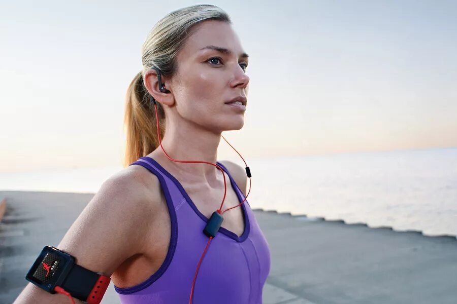 заниматься спортом.