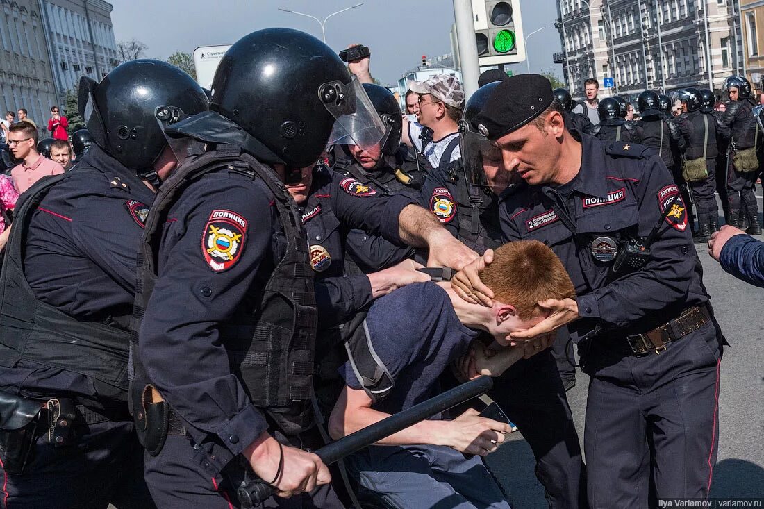 Зачем ментами. Шутки про ментов. Зачем ментами. Полицейская форма. Зачем ментами.