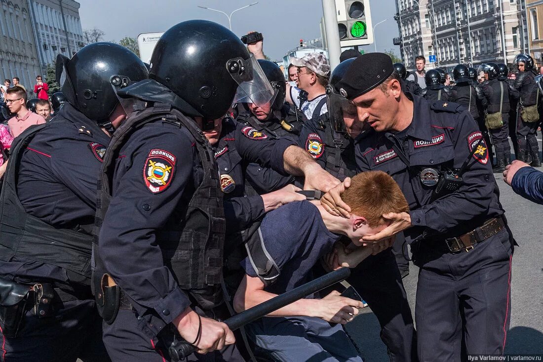 Почему ментов называют ментами. Мусора полиция. Мусора менты. Мент полицейский.