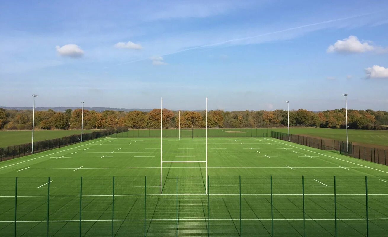 футбольное поле 4 буквы