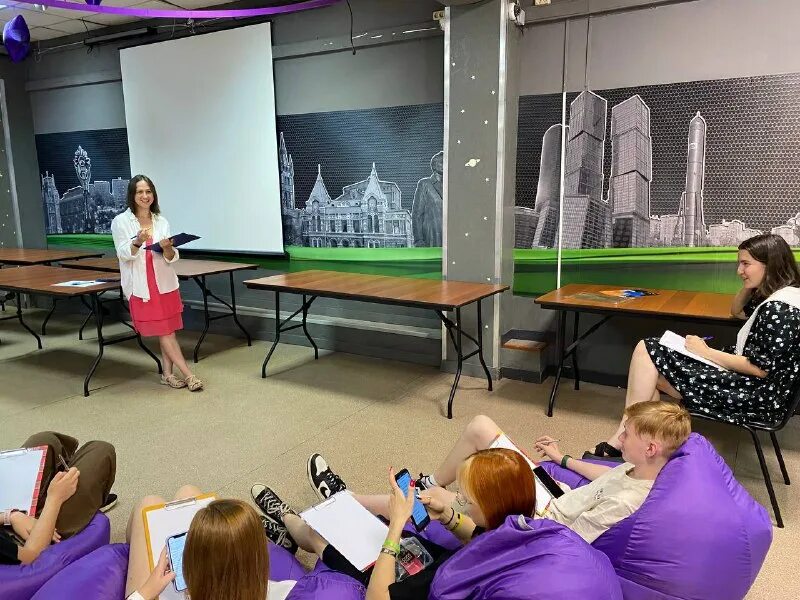 Мосгортур 2022 анастасия петроченкова. Гимназия №1 глинищево. Лидер вожатых. Мосгортур вожатые анапа. Гимназия № 10 беларусь.