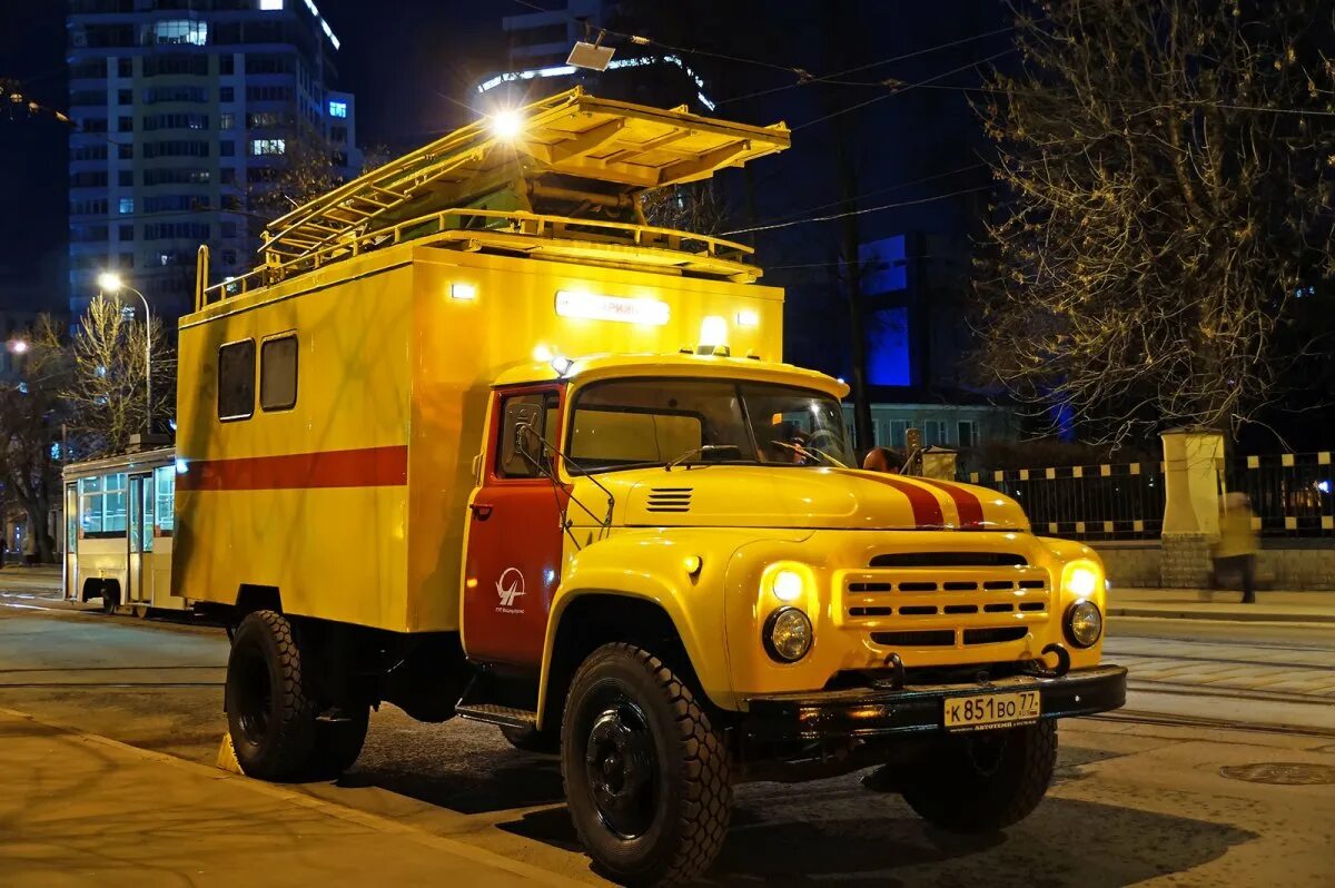 Логотип аварийной службы. Газель 04 газовая служба. Газель аварийная газовая служба 04. Логотип аварийной службы. Форма сотрудников аварийной газовой службы.