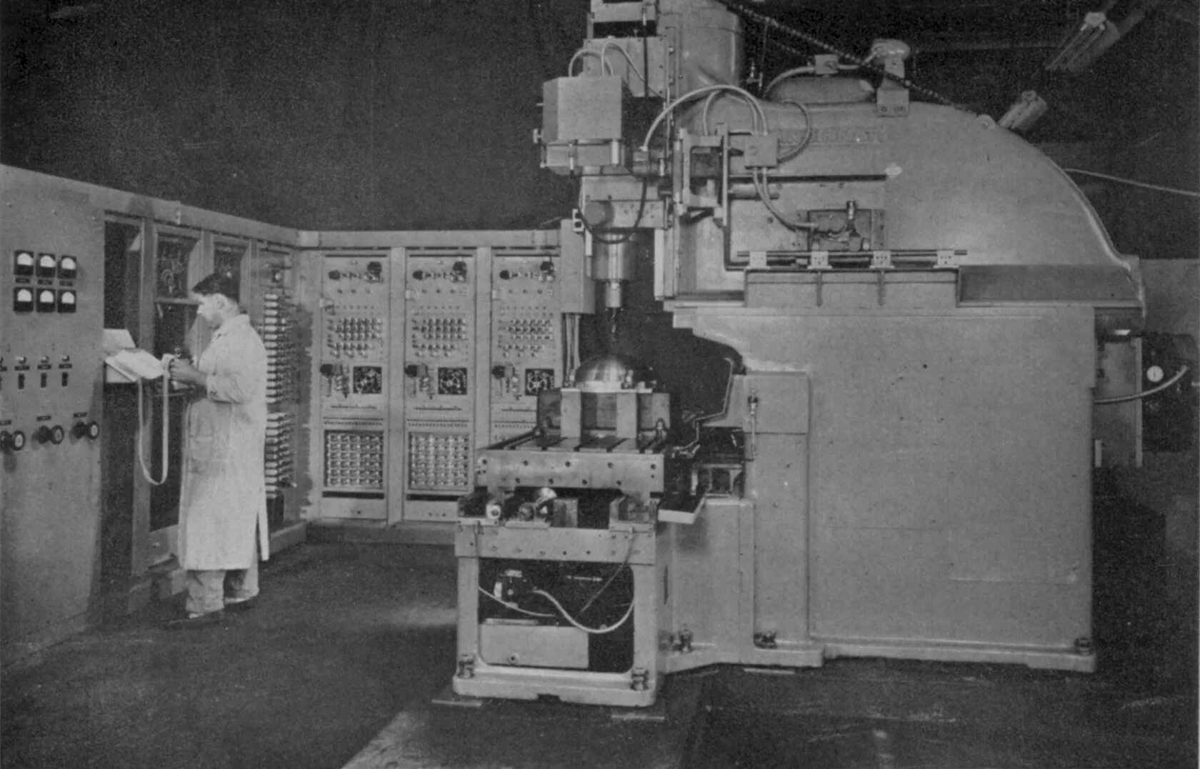 чпу станок конструктор 1616. первые чпу. станок 1б732ф3. токарный станок чпу mori seiki. токарный с чпу итр 630.