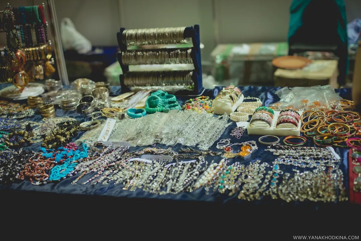 индийский базар ткани.