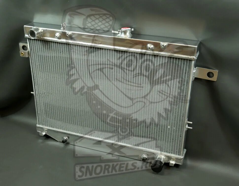 радиатор охлаждения toyota land cruiser 100. радиатор охлаждения ленд крузер 100. радиатор основной toyota land cruiser 100. 7. радиатор крузер 100 охлаждения.