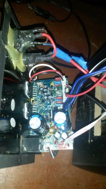 Колонки sven sps-821, 2. Гудение в колонках компьютера. Гул в колонках от предусилителя. Колонки шумят. Гул в колонках.