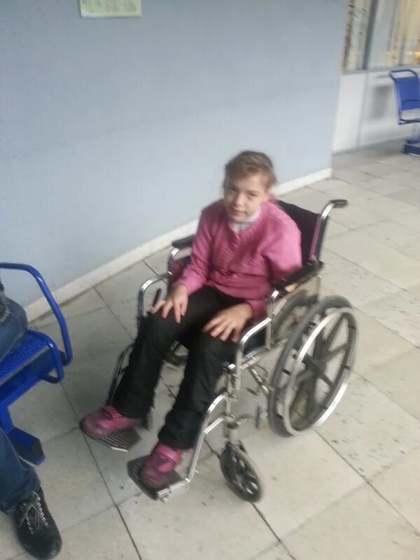 Логвинова наташа дцп. Миша дцп. Маленькие дети с дцп. Маленький рыжий мальчик с дцп. G80 дцп спастический тетрапарез.