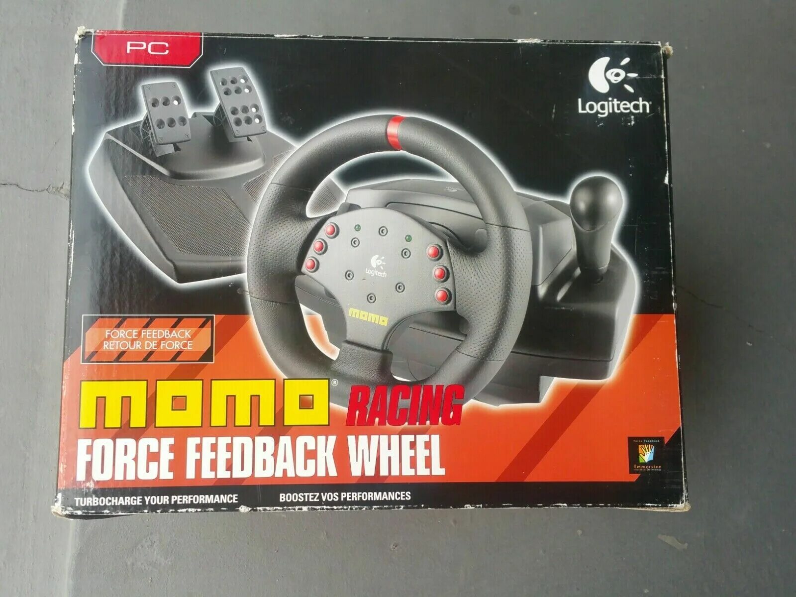 Logitech momo racing force feedback. Logitech Momo Racing Force feedback Wheel. 3 Педаль Momo Racing. Logitech Momo Racing Force e-uh9. Logitech Momo с 3 педалями.