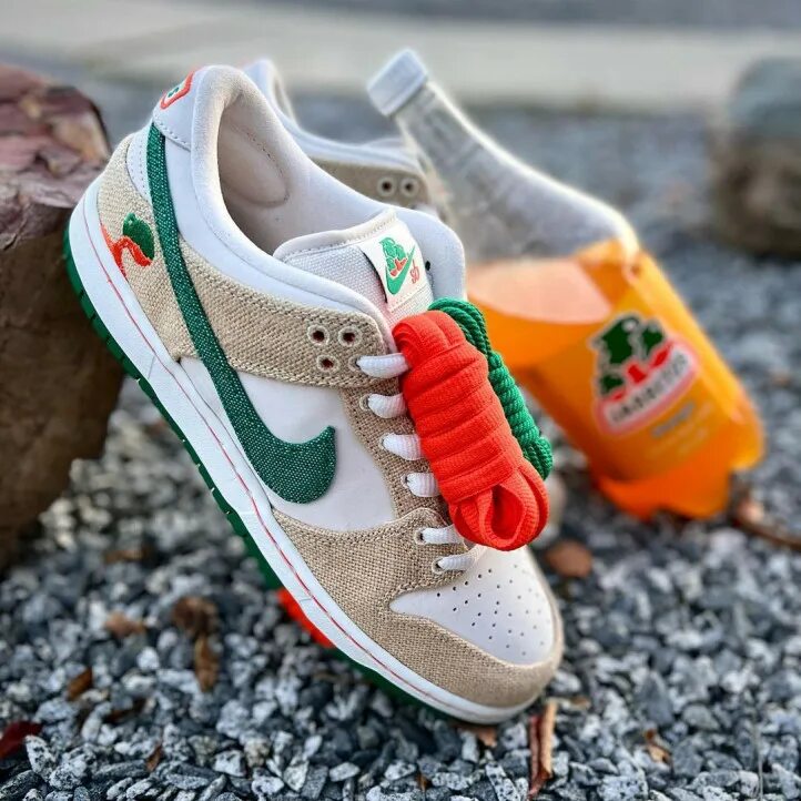 Nike Dunk SB Jarritos. Jarritos x Nike SB Dunk Low. Jarritos x Nike SB Dunk. Nike dunk jarritos