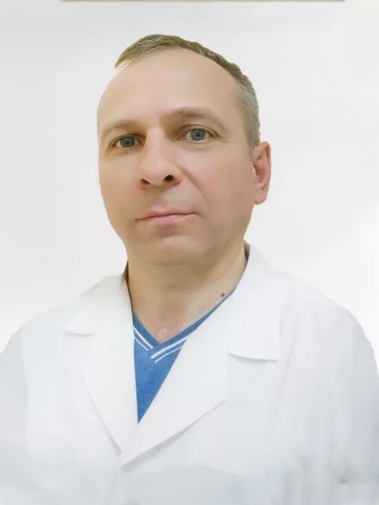 Андреев Юрий Владиславович - врач офтальмолог. Отзывы пациентов, клиники, где ра