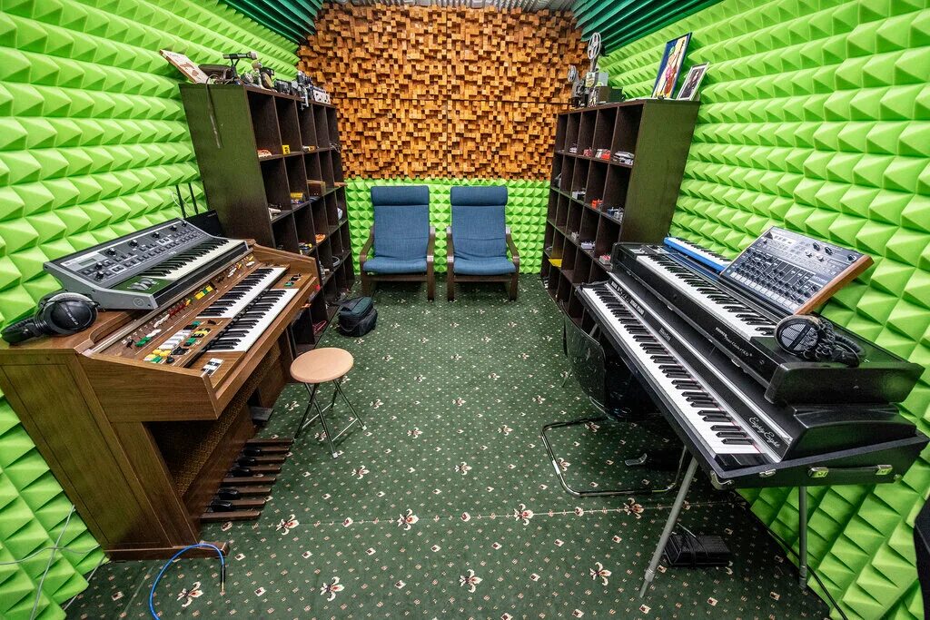 студия курск. студия курск. улица дзержинского 60 курск. икар мебель курск. студия звукозаписи курск.