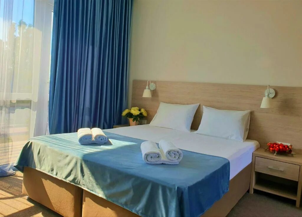 Отель оазис алахадзы. Клуб резорт абхазия. Club resort hotel oasis 4 абхазия пицунда. Отель оазис абхазия пицунда. Club resort hotel oasis (оазис) 4*.
