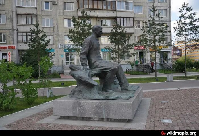 Памятник шостаковичу в санкт петербурге. Памятник дмитрию шостаковичу в санкт-петербурге. памятник шостаковичу.