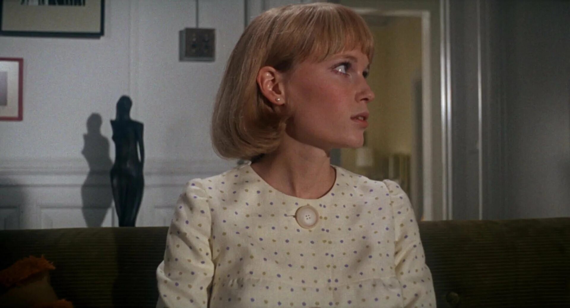 Ребенок розмари. Ребёнок Розмари (Rosemary's Baby), 1968. Миа Фэрроу ребенок Розмари. Ребенок Розмари фильм 1968 Мия Ферроу. Миа Фэрроу в фильме ребенок Розмари.