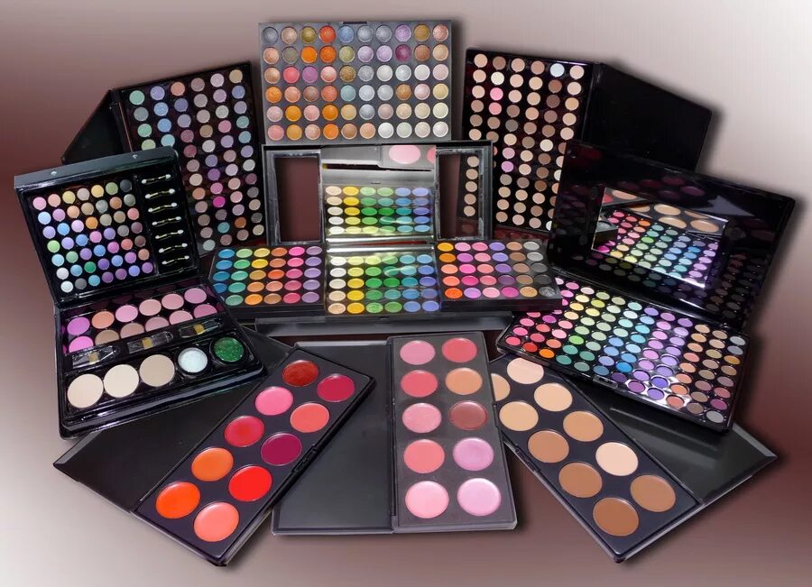 Как называется где заказывают. Китайские конфеты. Как называется где заказывают. Сладости конфеты. Красивый магазин конфет.