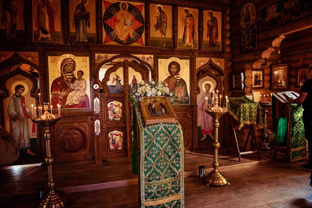 храм во имя преподобного антония киево-печерского барнаул. храм антония сийского. храм антония и феодосия печерских. храм-часовня преподобных антония и феодосия киево-печерских. церковь в печерске смоленск.