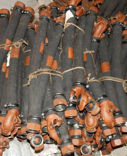 Рукав р17б ухл1. Соединительный рукав грузового вагона р36. Рукав тормозной р17б. Соединительный рукав р17б на вагоне. Рукав р 17.