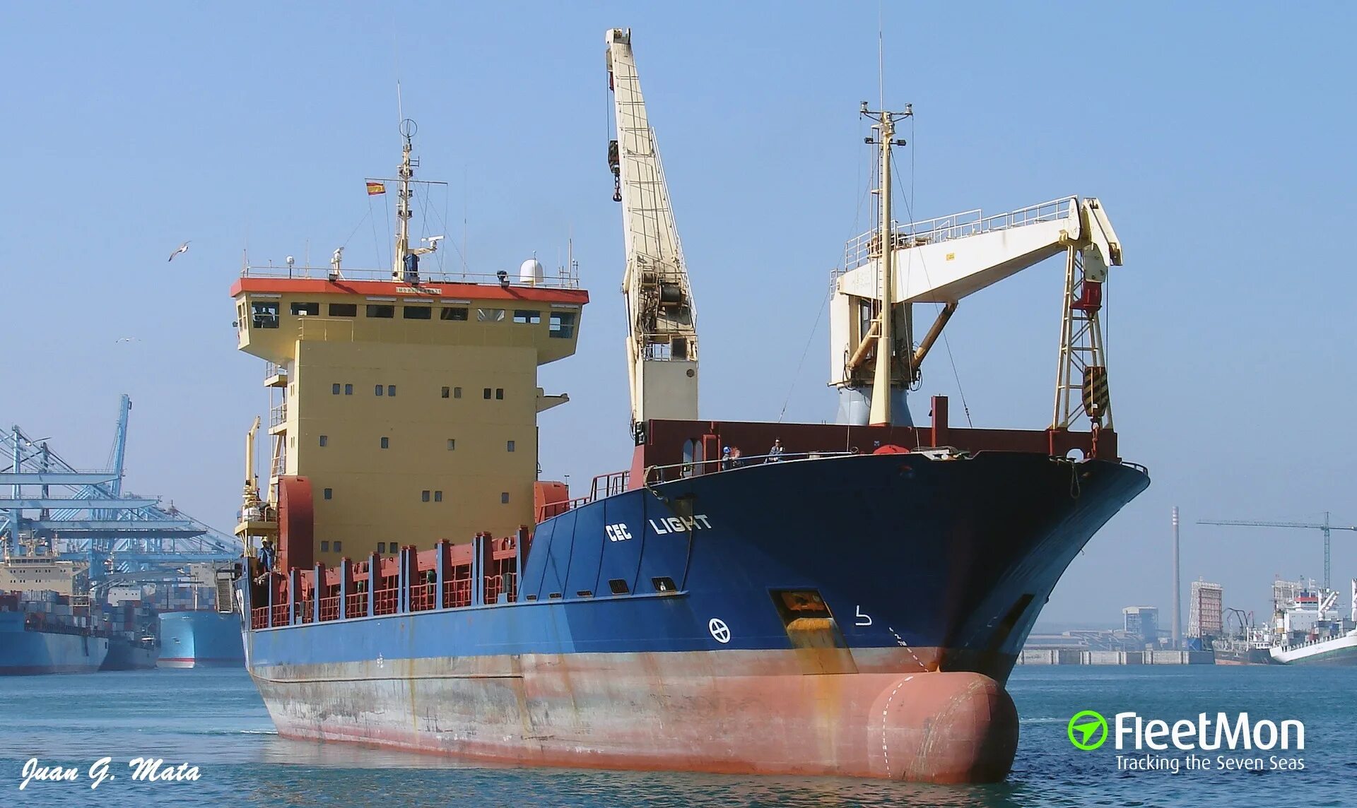 Cargo vessel