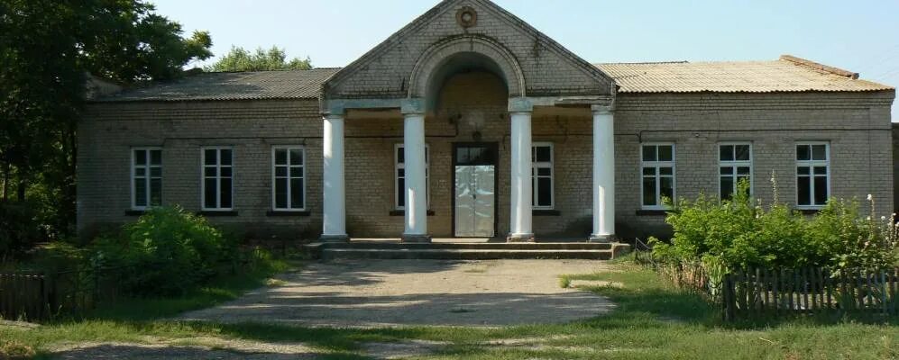 Запорожская область село новозлатополь. Новозлатополь запорожская. Новозлатополь запорожская карта. Новозлатополь запорожская область. Село розовка запорожская область.