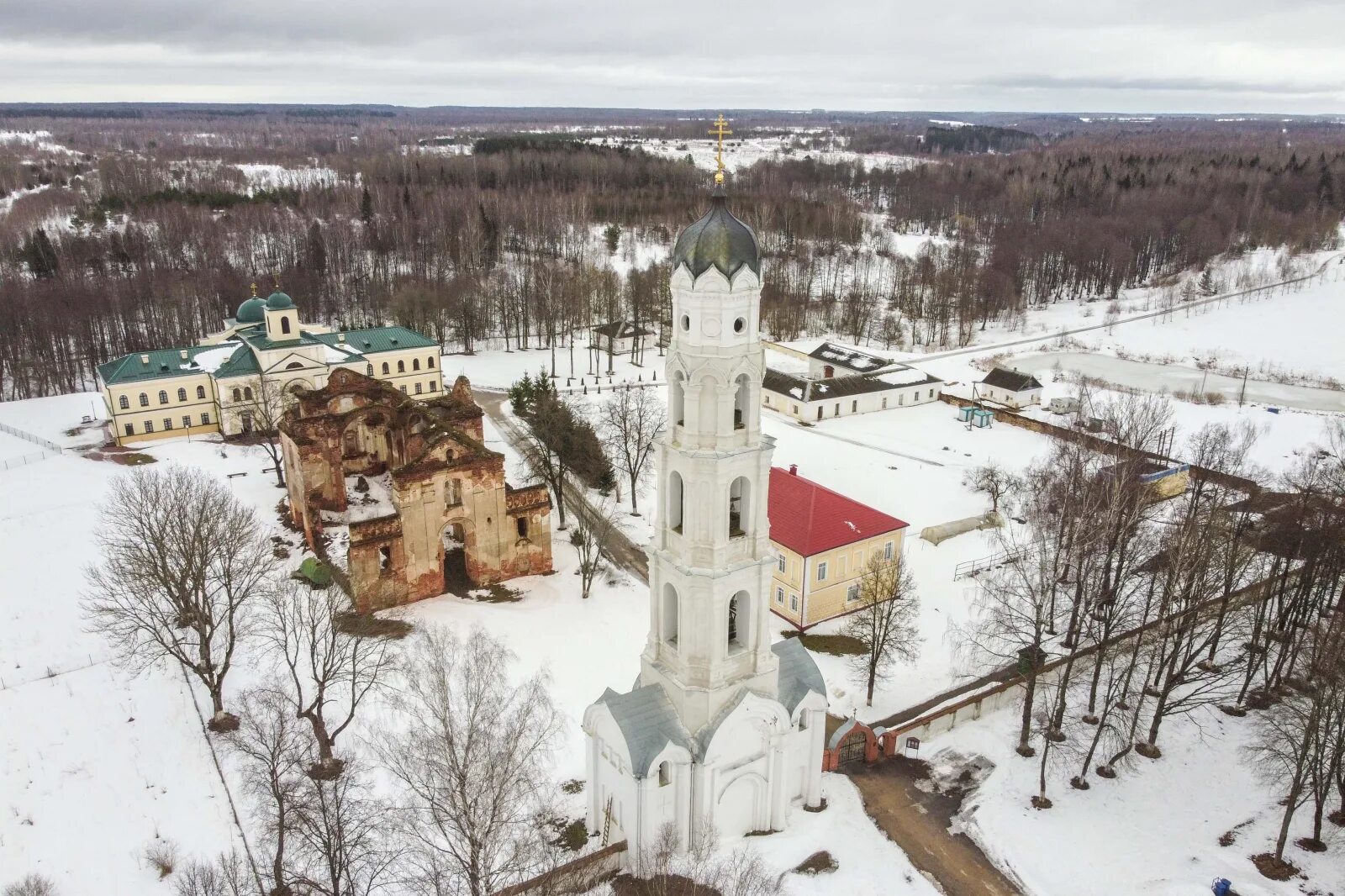 Мстиславль монастырь. Пустынки беларусь мужской монастырь.