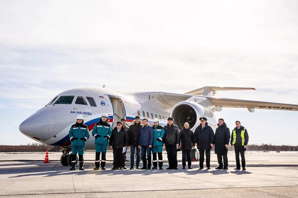 Аэропорт ремезов тобольск. Аэропорт ремизов. Тобольск аэропорт сибур. Аэропорт ремизов тобольск. Певек аэропорт апапельгино.