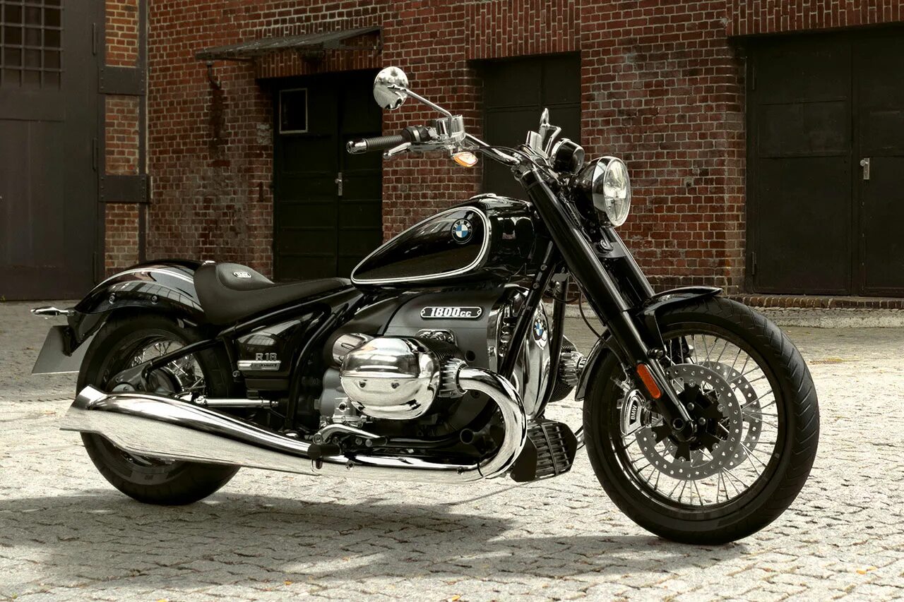 Bmw r18 купить. BMW r18 2020. Круизер BMW r18. BMW r18 2021. Мотоцикл BMW r18 2020.