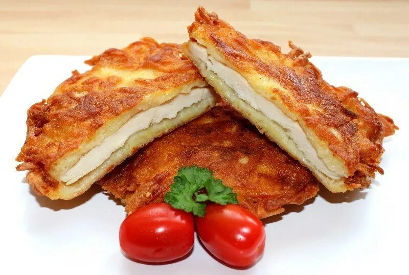 Что можно приготовить из куриного филе быстро. Куриное филе запеченное с грибами. Филе куриное. Котлеты по албански. Что можно приготовить из куриного филе быстро.