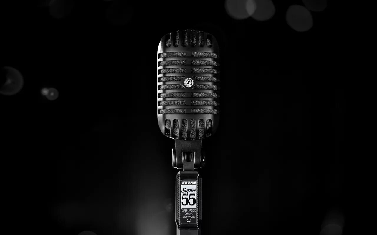 Без микрофона слушать. Shure super 55 Deluxe Black. Ретро-микрофон Shure super 55. Super 55 микрофон. Professional Retro Microphone Shure 55 in hand.