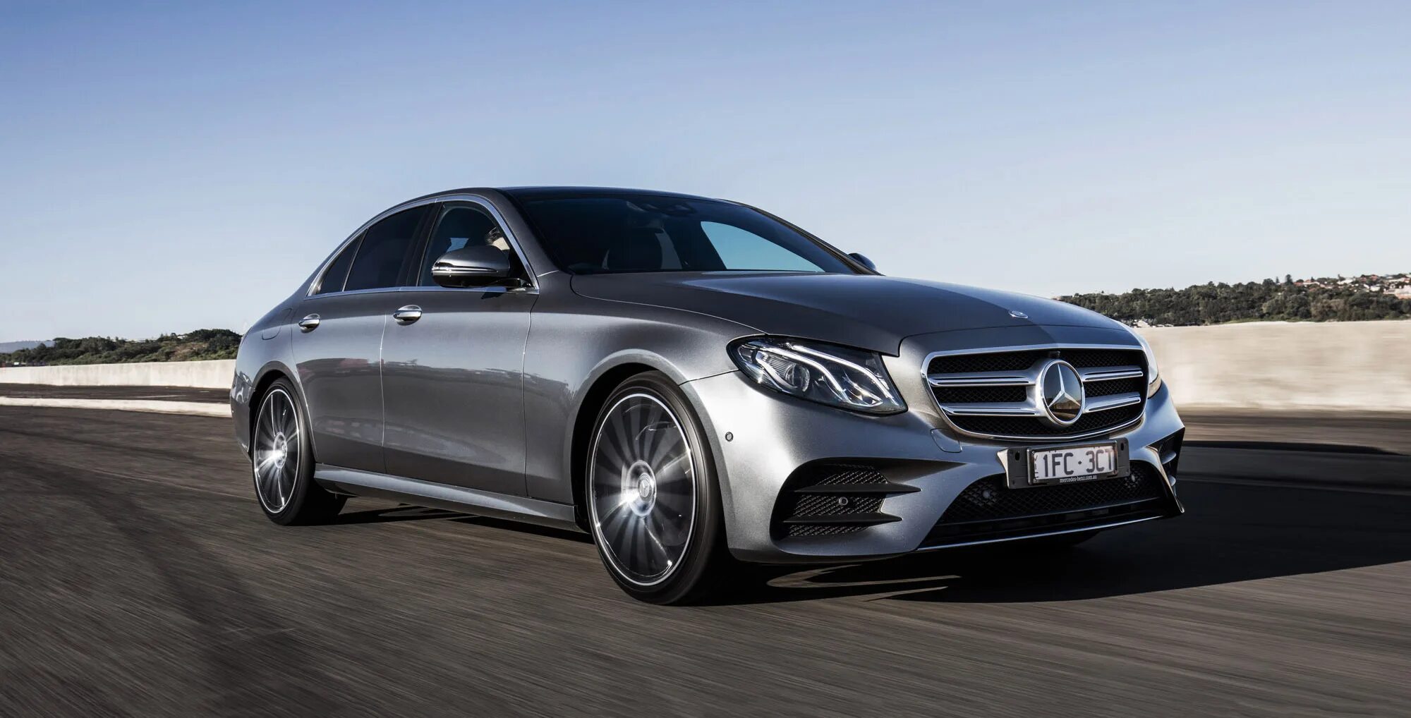 Купить б/у Mercedes-Benz E-Класс IV (W212, S212, C207) Рестайлинг 200 2.0 AT (18