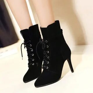 Короткие сапожки на каблуке