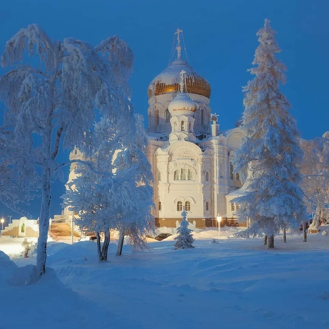 Белогорский Николаевский монастырь Пермский край. Белогорский монастырь Кунгур. Белогорье мужской монастырь Пермский край. Белая гора Пермь монастырь.