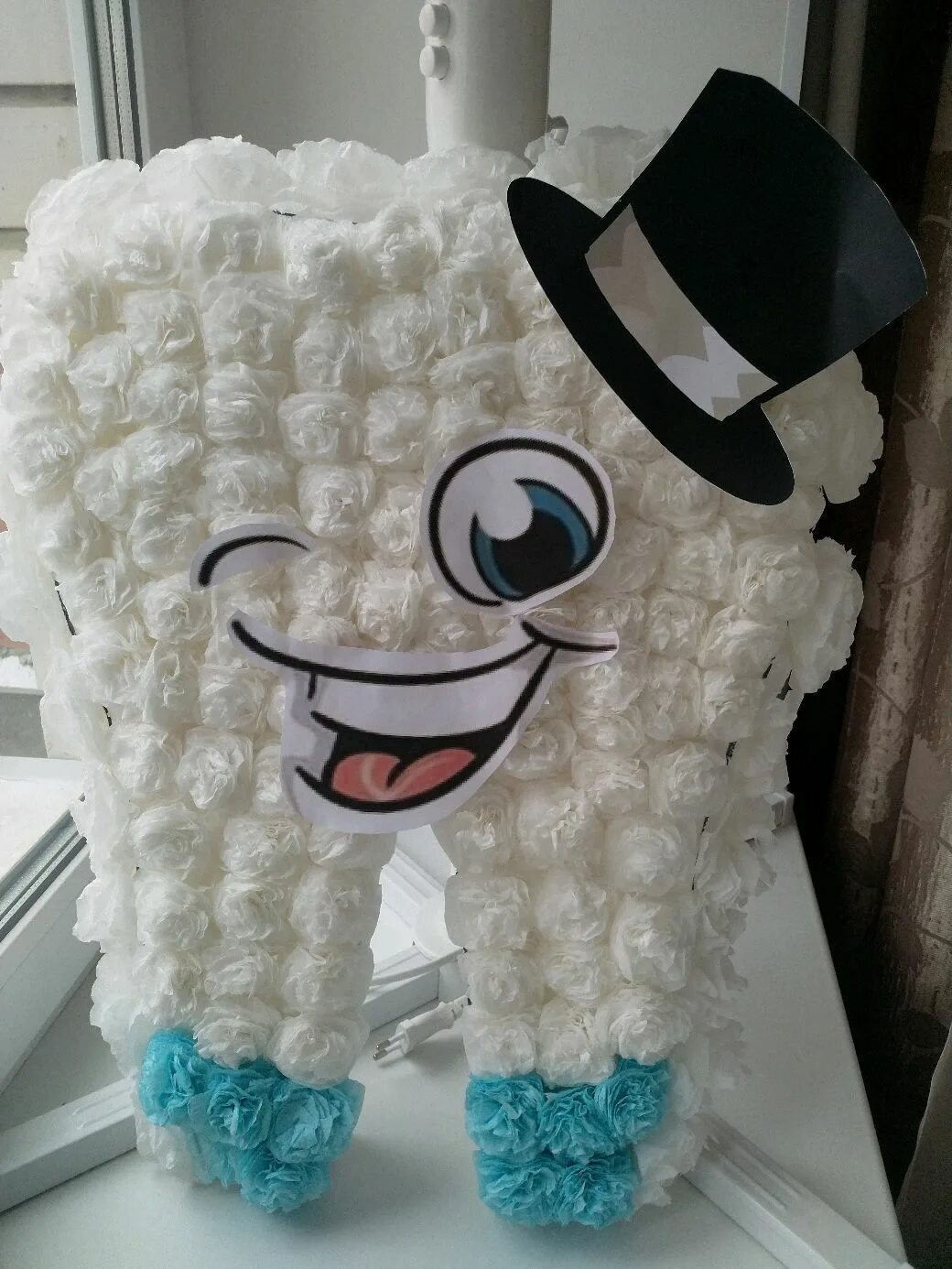 Топпер зубик. Как сделать зубик. Зубик из салфеток. Как сделать зубик. Декор в виде зуба.