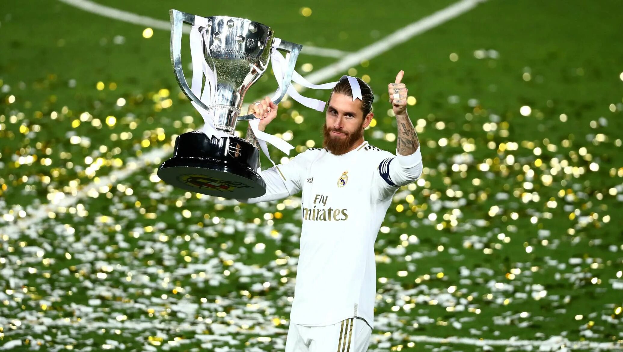 Каждый станет чемпионом. Sergio ramos Champion. Чемпионы Испании. Real Madrid celebrate winning la Liga. Рауль может возглавить мадридский «Реал» в будущем..