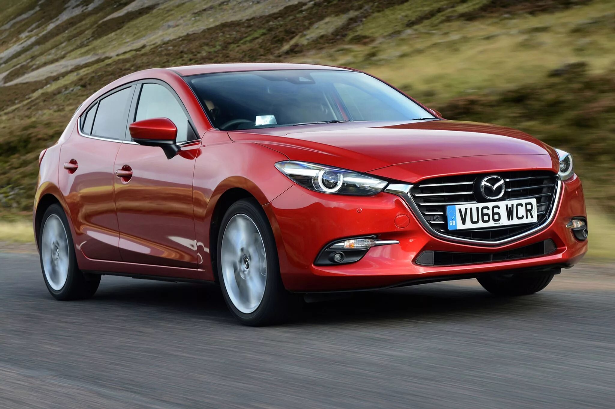 Mazda 3 2016. Mazda 3 Hatchback 2016. Мазда 3 хэтчбек 2016. Mazda3 компакт-кар.