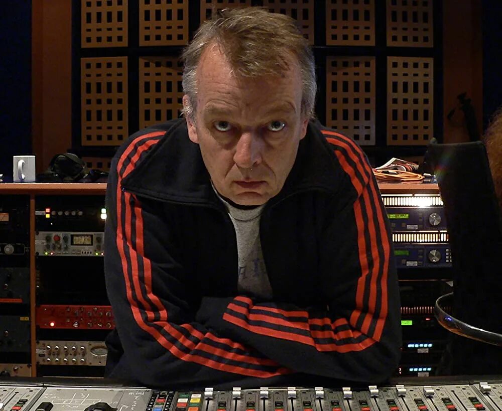 Bill price. Bill price. Злобный продюсер. Билли певец. Billy price.