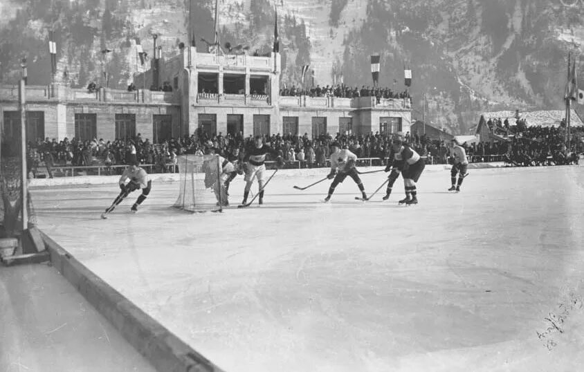Зимние олимпийские игры 1928 года. Первые зимние Олимпийские игры в Шамони. Шамони 1924 первые зимние Олимпийские игры.