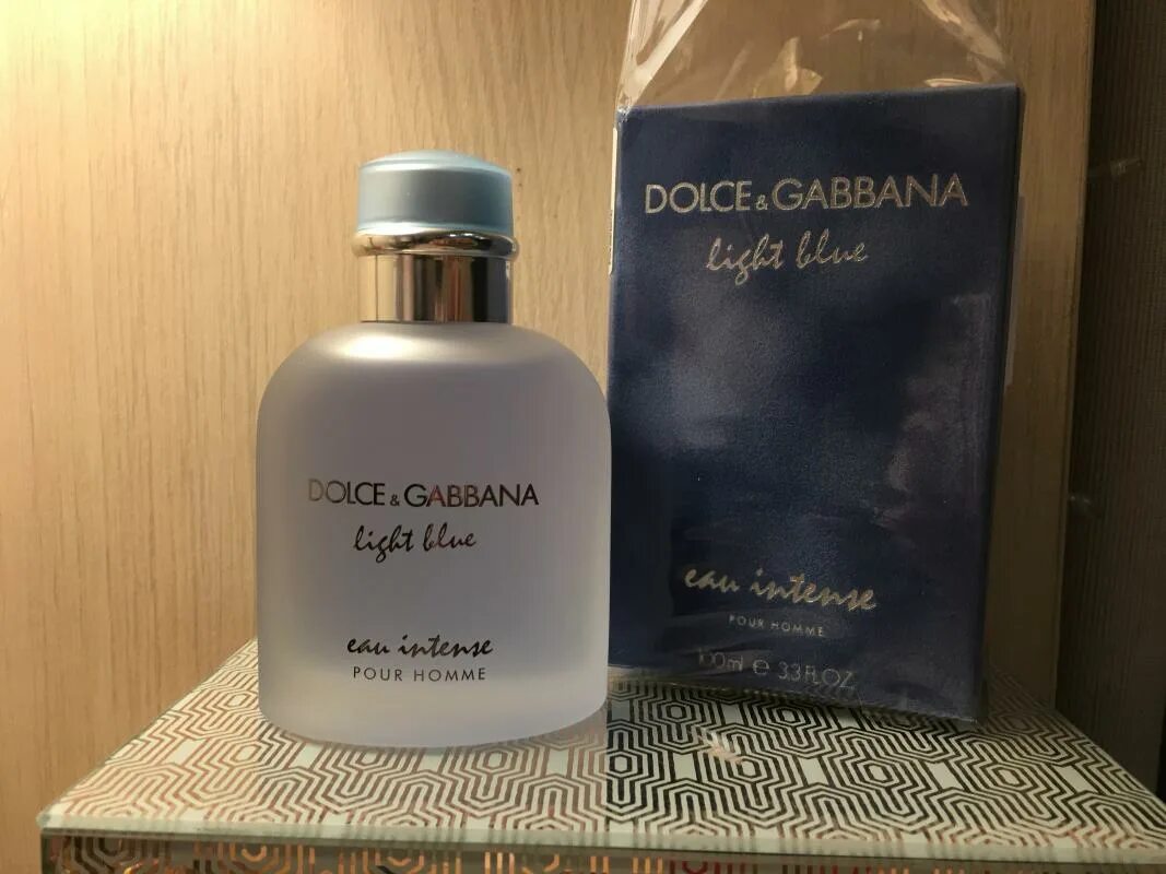 Dolce & Gabbana Light Blue Eau intense. Light Blue intense pour homme. Eau intense Roja dove. Dolce gabbana light blue pour homme intense