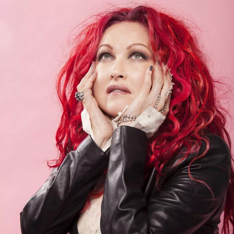 Cyndi lauper time after time. Cyndi lauper. cyndi lauper 2025. синди лопер (cyndi lauper). синди лаупер сейчас.