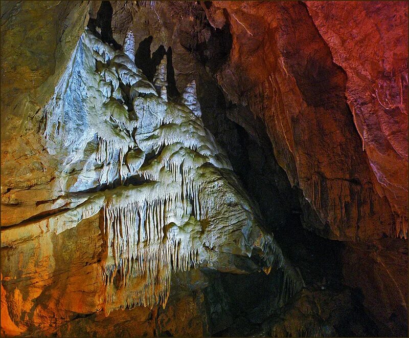 кунгурская ледяная пещера география. истории про пещеры. кунгурская ледяная пещера на урале. пещера прикол. пещеры южного урала.