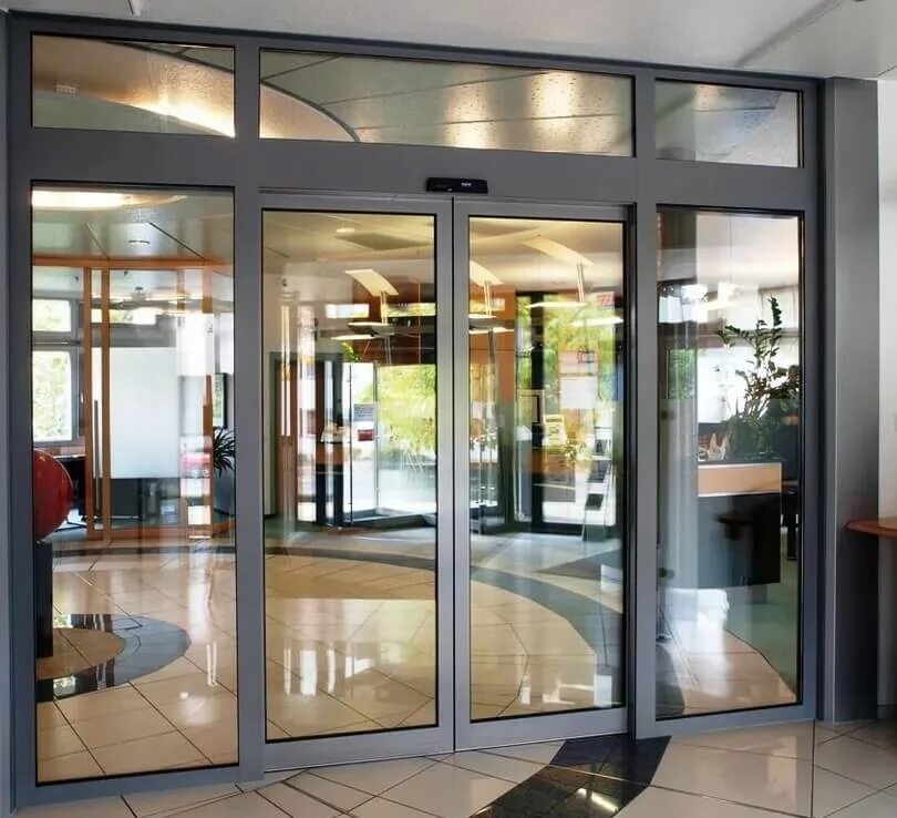 Автоматически открывающиеся двери. Автоматические раздвижные двери тормакс. татпроф тп-45 двери. раздвижные двериtorman automatic. автоматические раздвижные двери alutech.