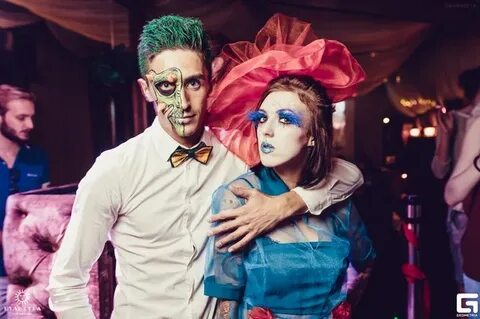 Включи freaks