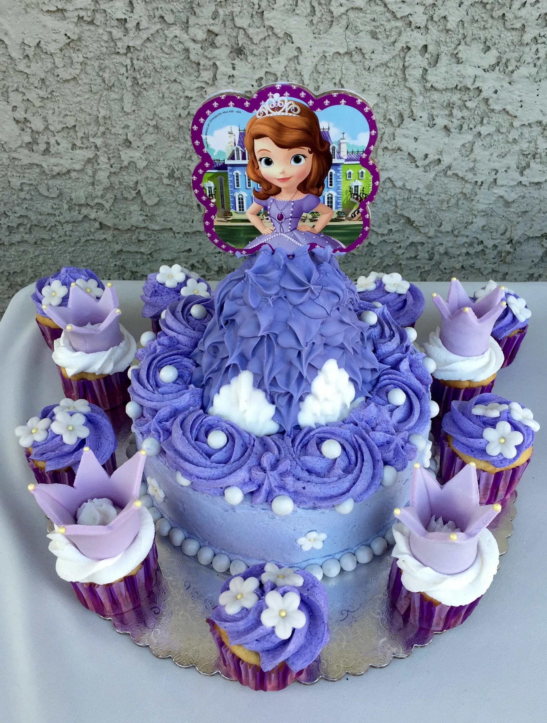Торт для девочки с принцессой