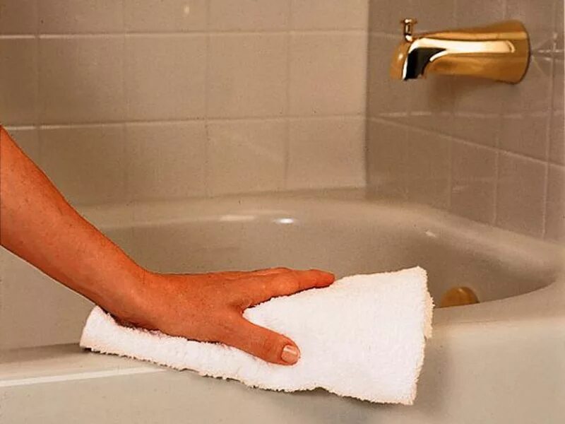 Чем можно очистить ванну. Для мытья сантехники. Отмыть ванну. Уборка в ванной домашними средствами. Вычистить ванну.
