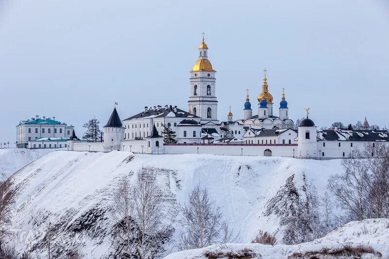Тобольск в течении многих лет. Тобольский кремль тобольск. тюменская область тобольск красная площадь тобольский кремль. тобольский кремль музей. тобольский кремль зимой.