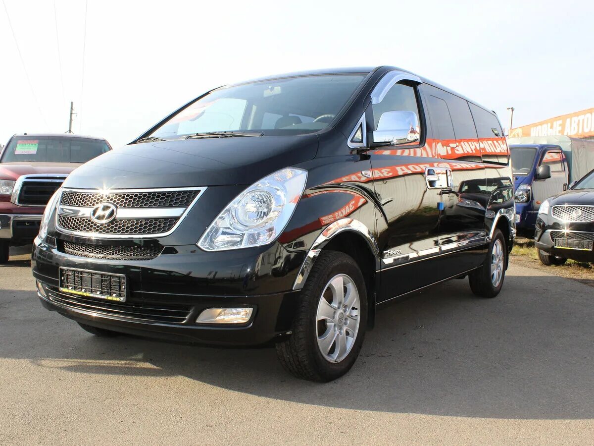 корейский автопром. машины в корее. Hyundai h1 grand starex. корейские автомобили б у. северная корея авторынок.