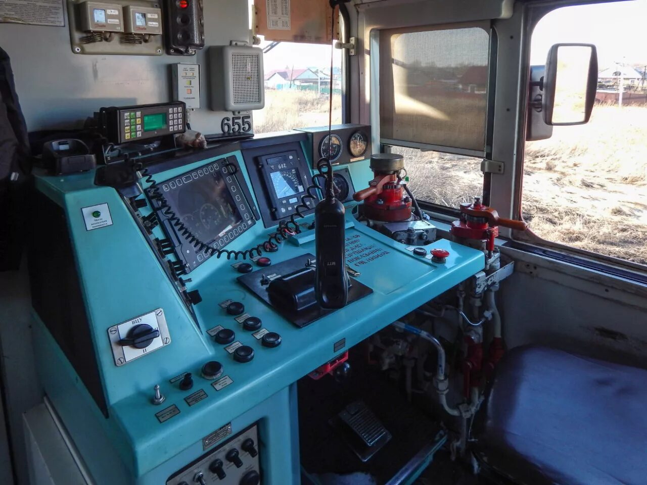 эр2 кабина машиниста. пульты 81-717 номерной. паровоз п36 кабина. эр2 901 кабина машиниста. 2 пульт.