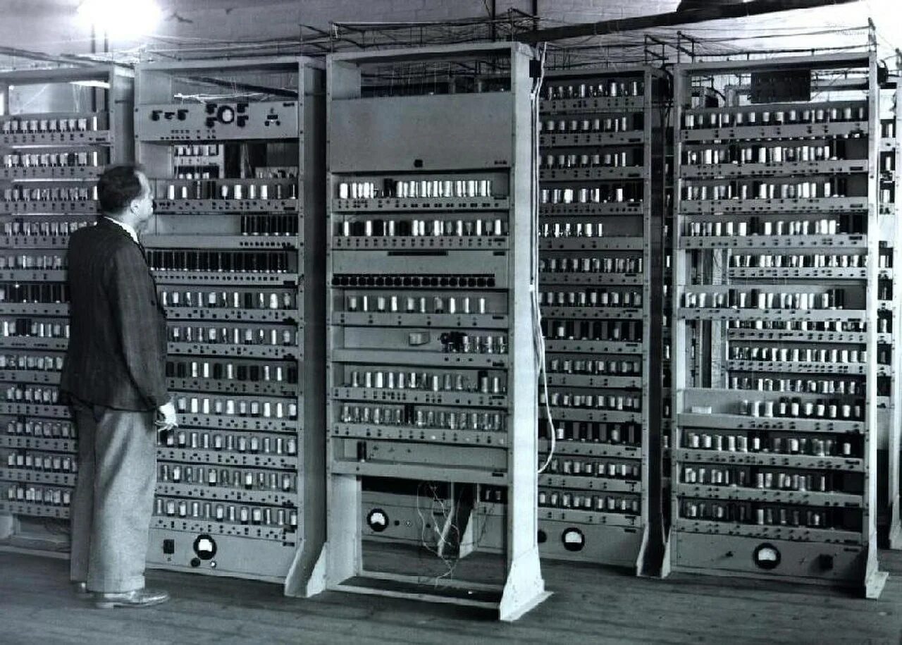 Поколение v 1. 1949г. Эдсак. ЭВМ EDSAC, 1949 Г. ЭВМ EDVAC. Eniac и EDVAC.