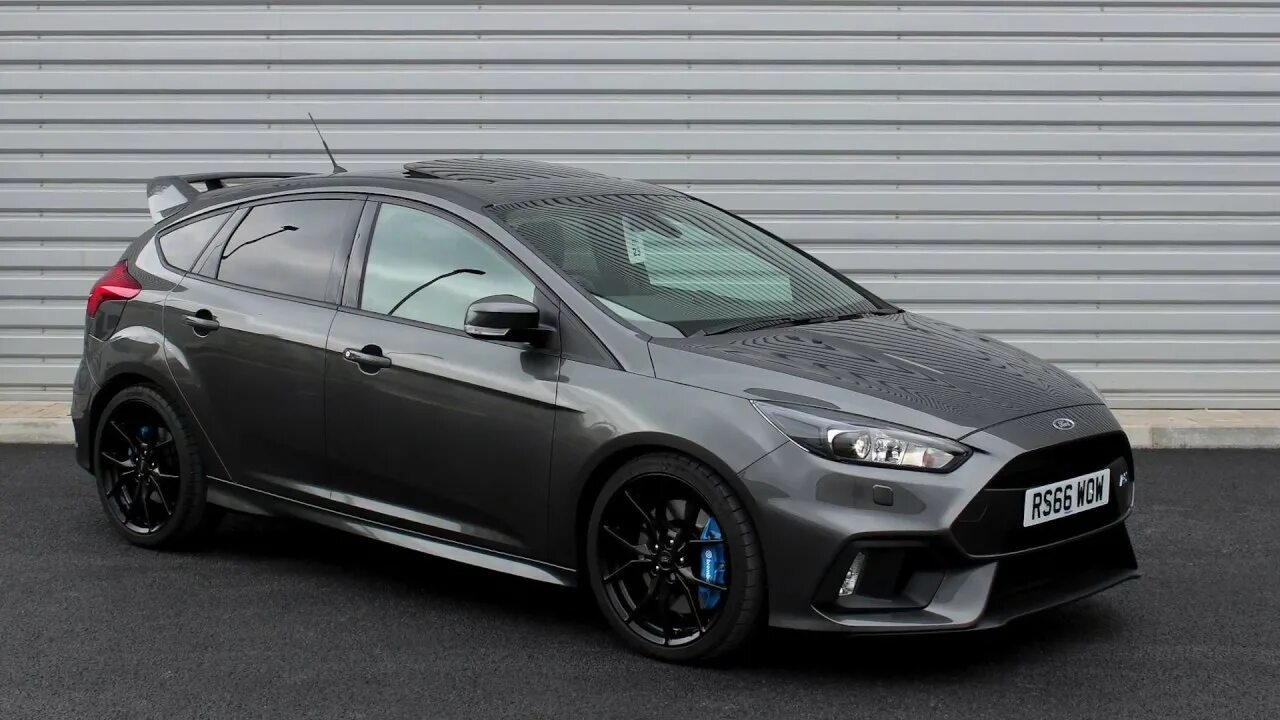 Грей фокус. Ford Focus RS mk3. Ford Focus 3 хэтчбек RS. Ford Focus 3 RS 2016. Ford Focus mk3 RS Black.