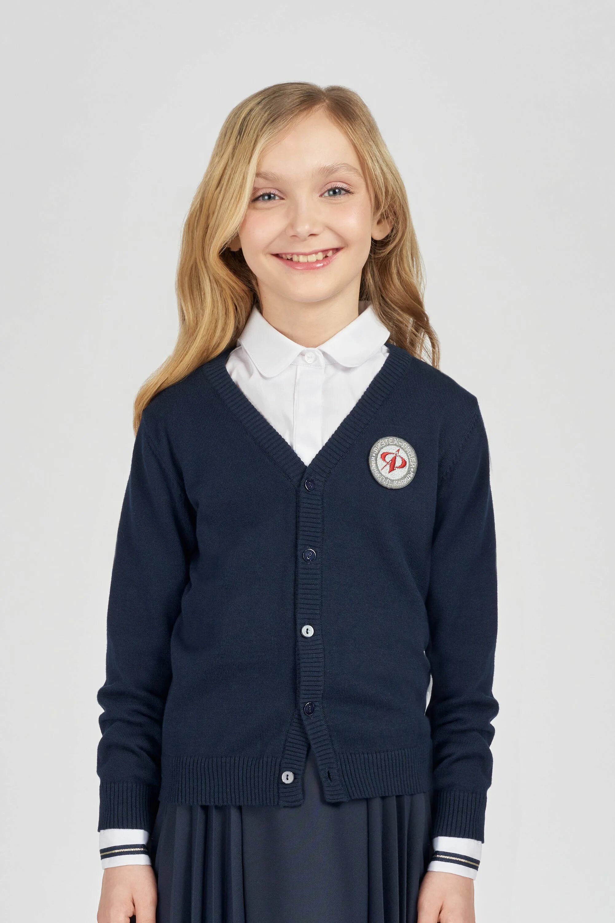 Кардиган школьный для девушек. Кардиган в школу для девочки. Школьный кардиган для девочки. Школьный кардиган для девочки длинный. Кардиган для девочки школьный.
