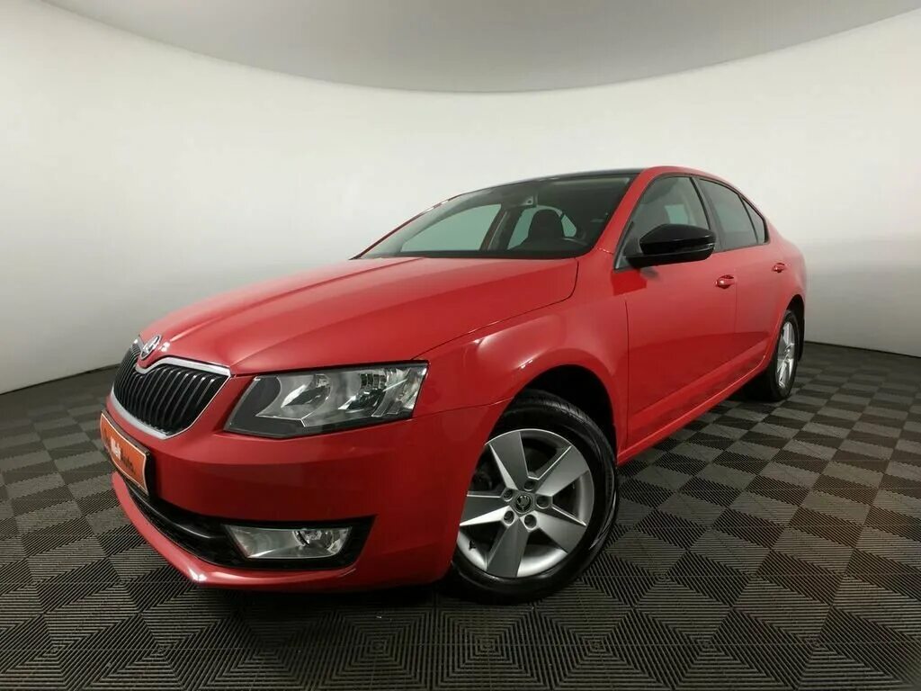 Купить шкоду октавию 2015. Skoda Octavia a7 красная.